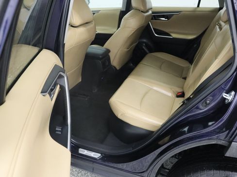 Used 2022 Toyota RAV4 Limited AWD/4WD image 30