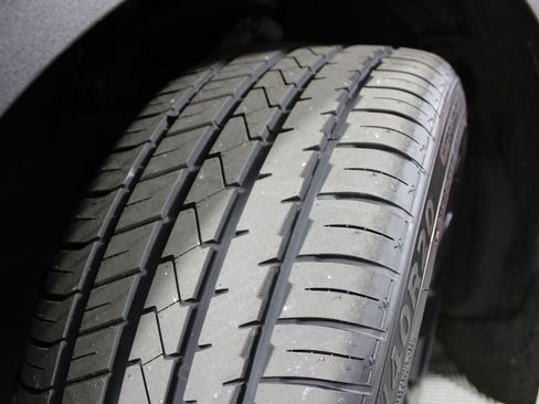 Used 2021 Tesla Model Y Long Range image 22