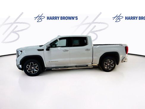 Used 2025 GMC Sierra 1500 SLT w/ SLT Premium Package AWD/4WD image 8