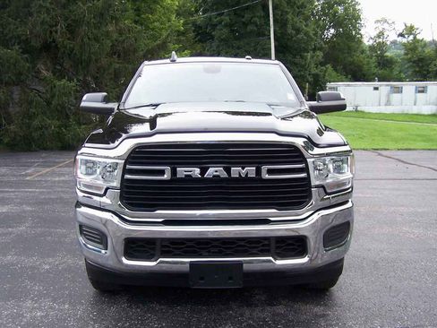 Used 2021 RAM 2500 Big Horn image 2