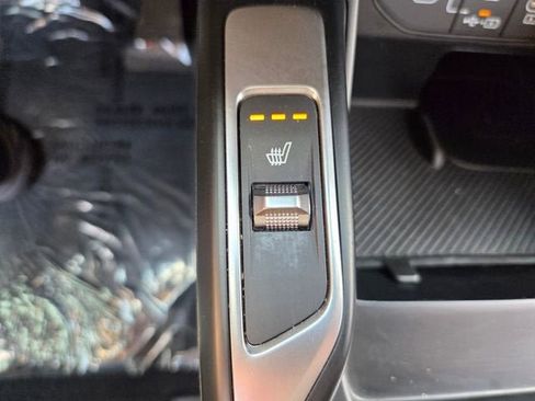 Used 2024 Kia Sorento S FWD image 27