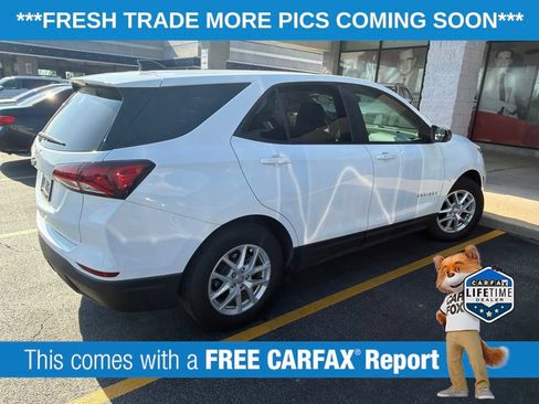 Used 2022 Chevrolet Equinox LS w/ LS Convenience Package FWD image 4