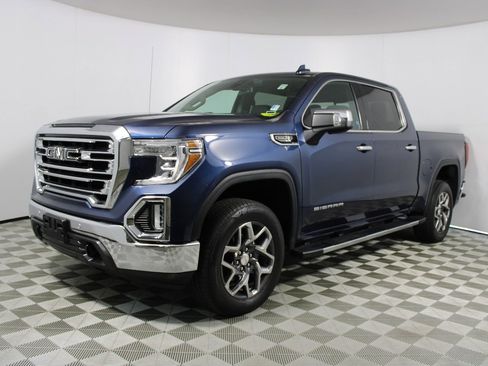 Used 2021 GMC Sierra 1500 SLT w/ SLT Premium Plus Package RWD image 39