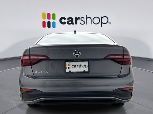 Used 2024 Volkswagen Jetta S image 4