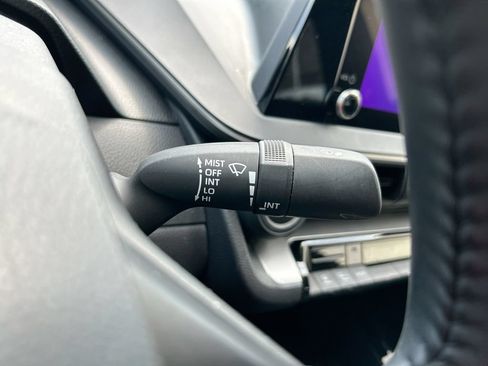 Used 2024 Toyota Prius LE FWD image 19
