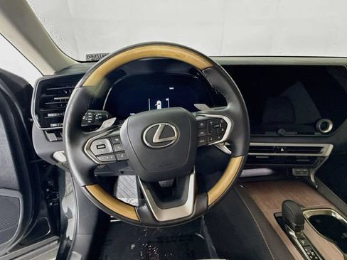 Used 2025 Lexus RX 350 Premium Plus w/ Accessory Package (Z1) FWD image 11