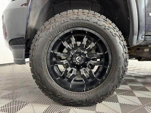 Used 2019 GMC Sierra 2500 Denali w/ Duramax Plus Package AWD/4WD image 45