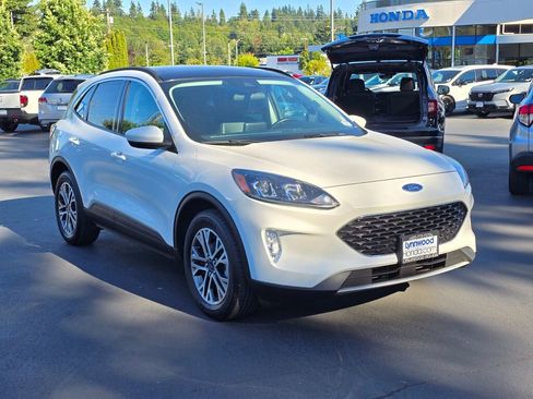 Used 2021 Ford Escape SEL w/ Technology Package image 11