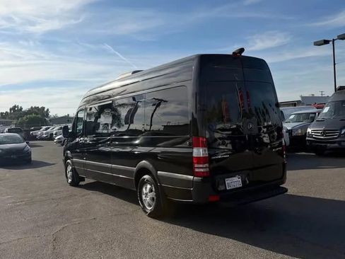 Used 2016 Mercedes-Benz Sprinter 2500 image 4