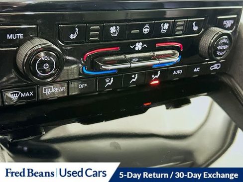 Used 2023 Jeep Grand Cherokee 4WD 4xe w/ Luxury Tech Group II image 18