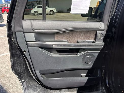 Used 2018 Ford Expedition Max Limited w/ Equipment Group 301A image 15