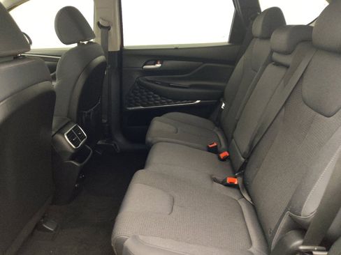 Used 2019 Hyundai Santa Fe SEL FWD image 18