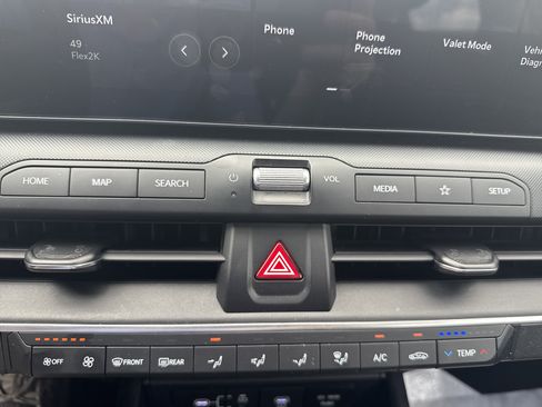 Used 2025 Kia K4 FWD image 28