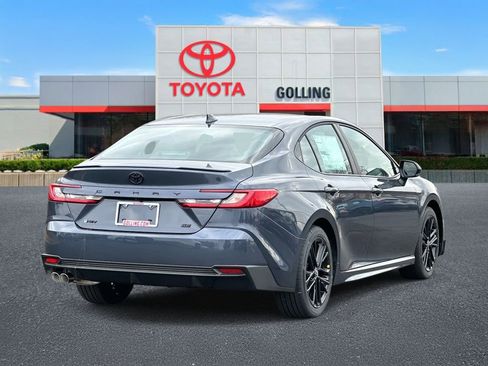 New 2026 Toyota Camry SE image 3
