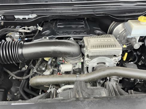 Certified 2023 RAM 1500 Big Horn image 28