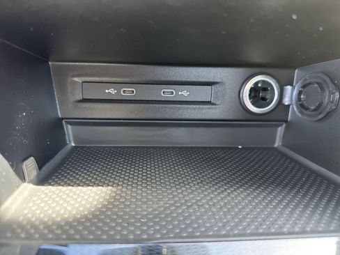 Used 2026 Volkswagen Taos S FWD image 28