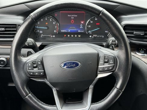 Used 2020 Ford Explorer Limited image 12
