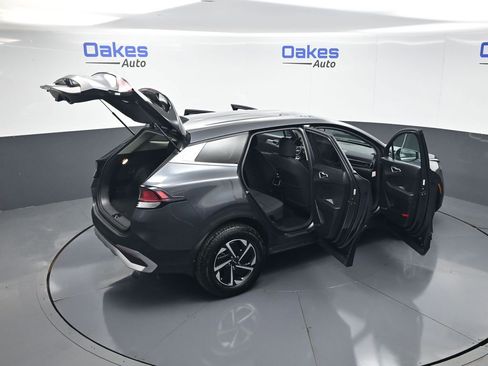 Certified 2023 Kia Sportage LX AWD/4WD image 57