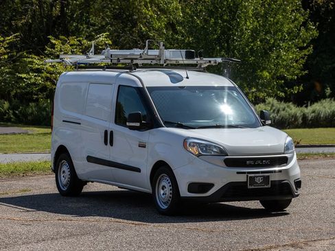 Used 2022 RAM ProMaster City Tradesman image 2