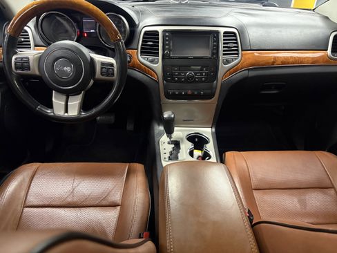 Used 2012 Jeep Grand Cherokee Overland AWD/4WD image 10