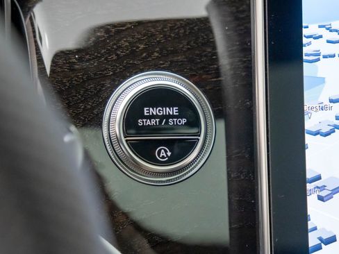 New 2025 Mercedes-Benz GLC 300 4MATIC image 23