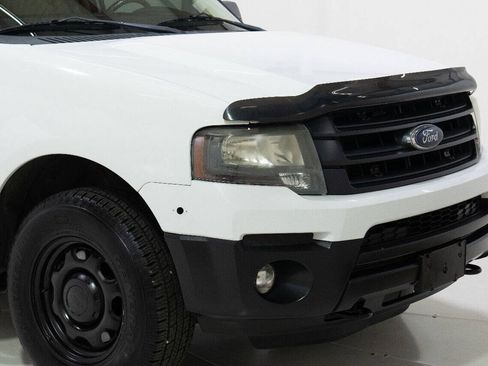 Used 2015 Ford Expedition XL RWD image 9
