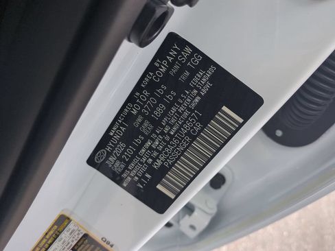 New 2026 Hyundai Venue SEL FWD image 38