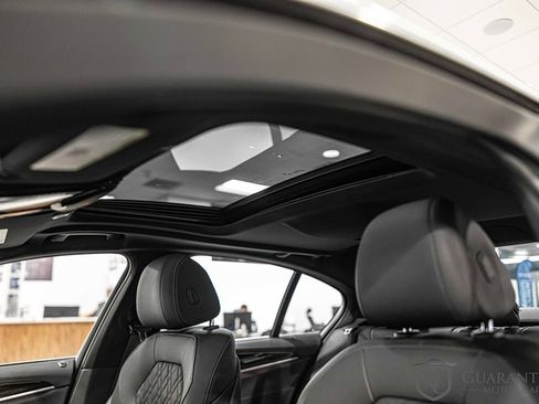 Used 2022 BMW 530i xDrive w/ Premium Package image 21