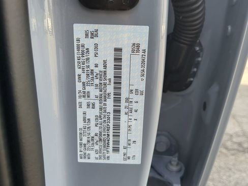 Certified 2024 Ford F450 Platinum w/ FX4 Off-Road Package image 29