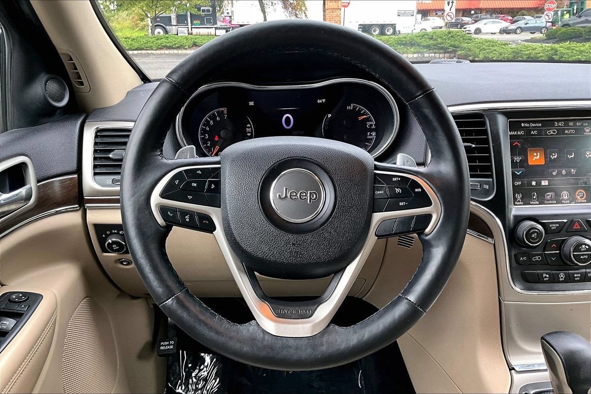 Used 2017 Jeep Grand Cherokee Limited w/ Luxury Group II AWD/4WD image 21