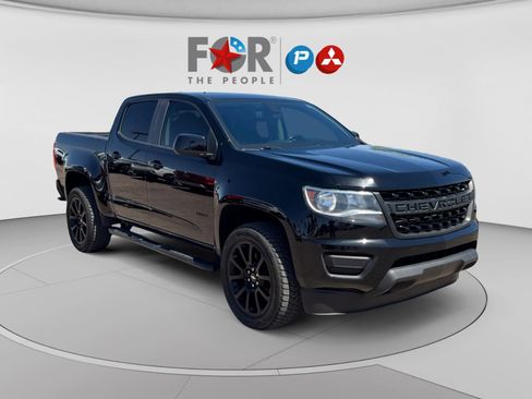 Used 2019 Chevrolet Colorado LT w/ Colorado RST Special Edition RWD image 7