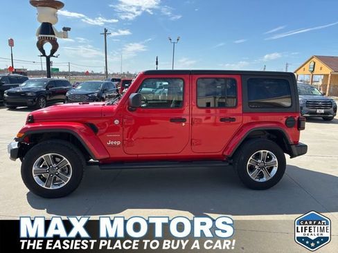 Used 2020 Jeep Wrangler Unlimited Sahara w/ Dual Top Group AWD/4WD image 5