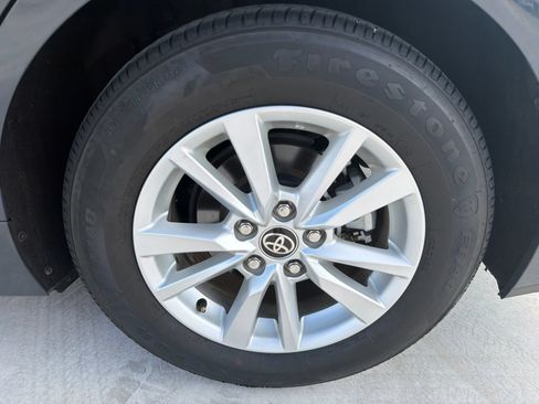 Used 2025 Toyota Camry LE FWD image 29