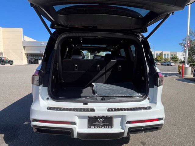 New 2027 INFINITI QX80 Sensory AWD/4WD image 28