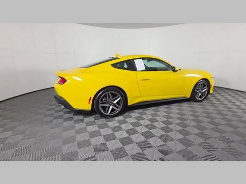 Used 2024 Ford Mustang Premium RWD image 39