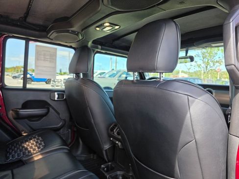 Certified 2021 Jeep Gladiator Sport image 12