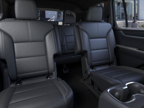 New 2026 GMC Acadia Elevation w/ Black Edition FWD image 17