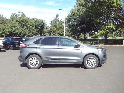 Used 2024 Ford Edge SEL AWD/4WD image 6