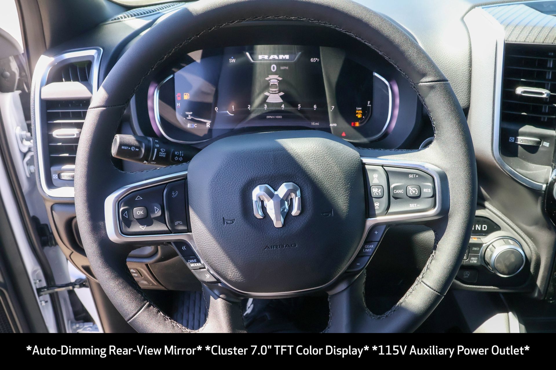 New 2026 RAM 1500 Big Horn AWD/4WD image 32