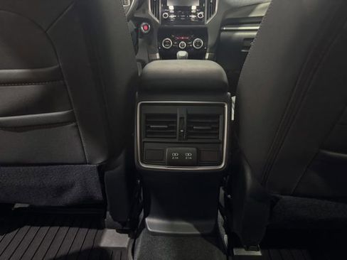 Used 2019 Subaru Forester Premium AWD/4WD image 21