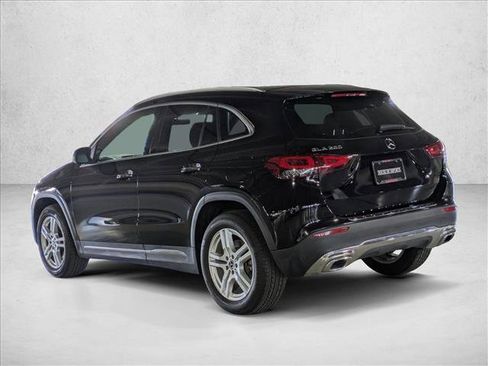 Used 2022 Mercedes-Benz GLA 250 GLA 250 image 8