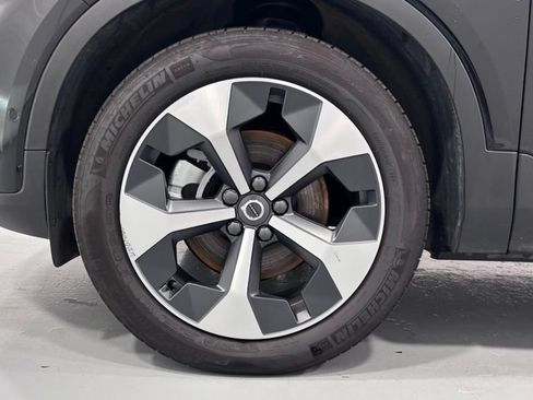 Certified 2026 Volvo XC40 B5 Plus AWD/4WD image 30