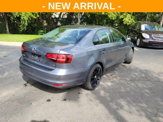 Used 2017 Volkswagen Jetta S FWD image 3