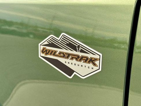 Certified 2022 Ford Bronco Wildtrak AWD/4WD image 36