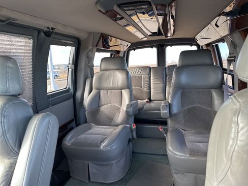 Used 1999 GMC Savana 1500 image 77