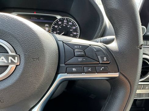 Used 2024 Nissan Sentra SV FWD image 21