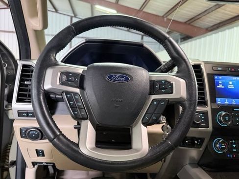 Used 2020 Ford F250 Lariat w/ Lariat Value Package AWD/4WD image 21
