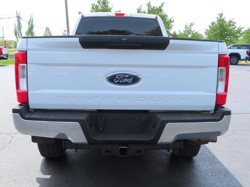 Used 2019 Ford F250 XL w/ Power Equipment Group AWD/4WD image 5