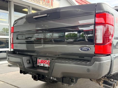 Used 2020 Ford F250 Platinum w/ FX4 Off-Road Package AWD/4WD image 8