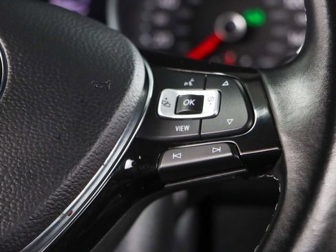 Used 2021 Volkswagen Tiguan SE R-Line image 14